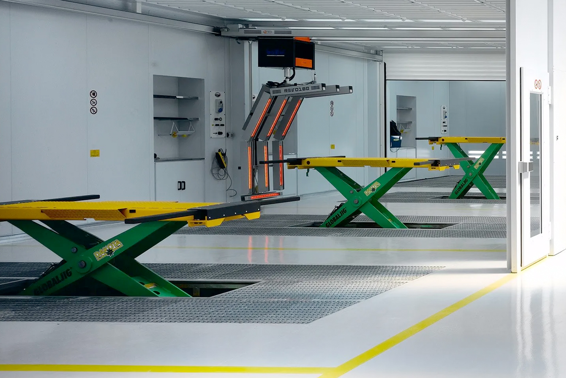 Colorificio Primavera a Brescia prodotti e attrezzature per la carrozzeria